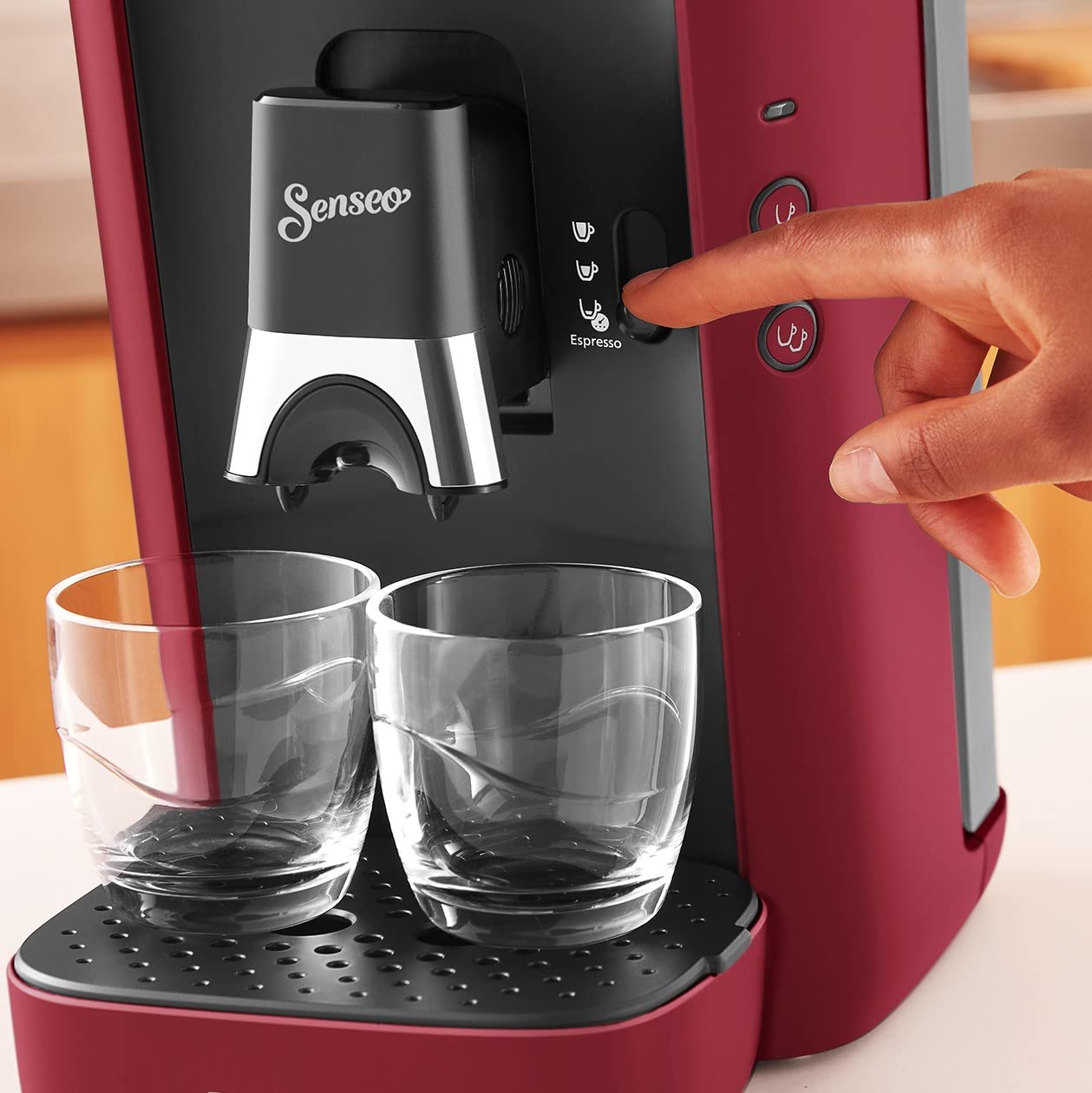 Domestic Appliances Senseo Maestro Machine à Café Dosettes avec Réservoir d'Eau de 1,2 Litre, Rouge, &nbsp;CSA260/91